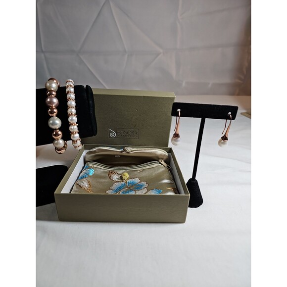 Honora collection pearl bracelet set with earrings